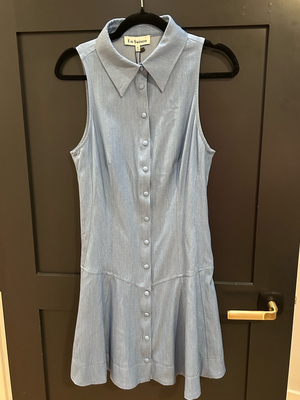 En Saison Light Blue Sleeveless Button-Front Mini Dress